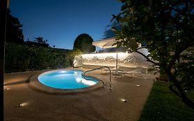 Villa Iara